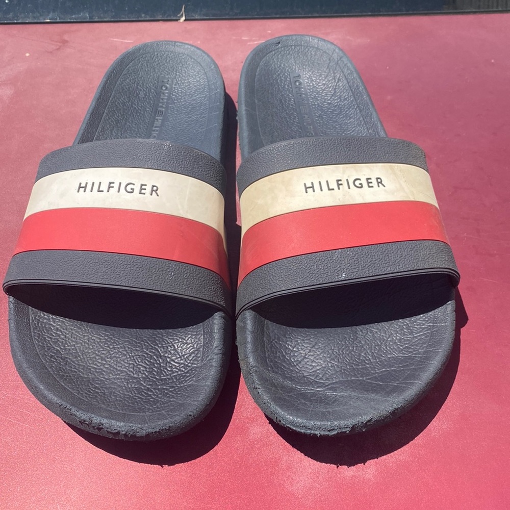 Men sandals size 10